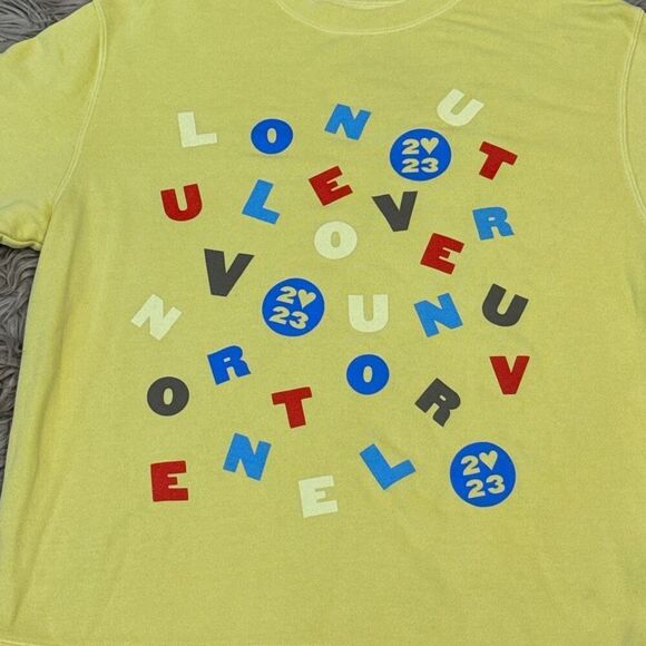 2023 Official Harry Styles Love On Tour Yellow Sweatshirt Concert Size Medium - Picture 2 of 4